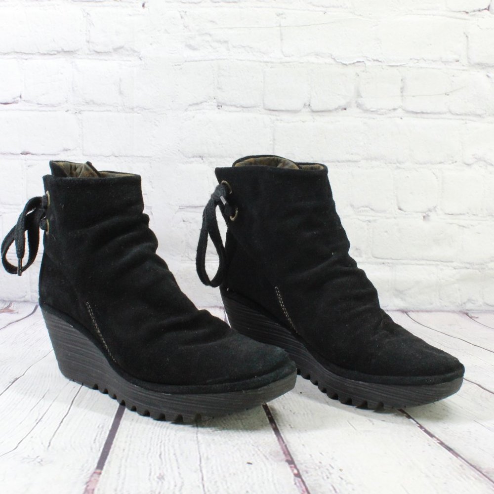 FLY London Yama Black Suede Wedge Ankle Bootie Boot Size 40 US 10 - Picture 3 of 9